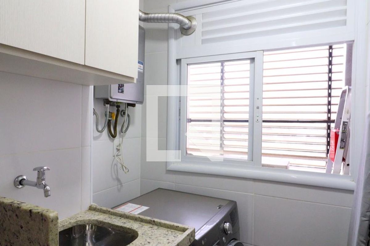 Apartamento à Venda - Mansões Santo Antônio, 2 Quartos,  65 m2 em , Campinas - sp | SoloBR