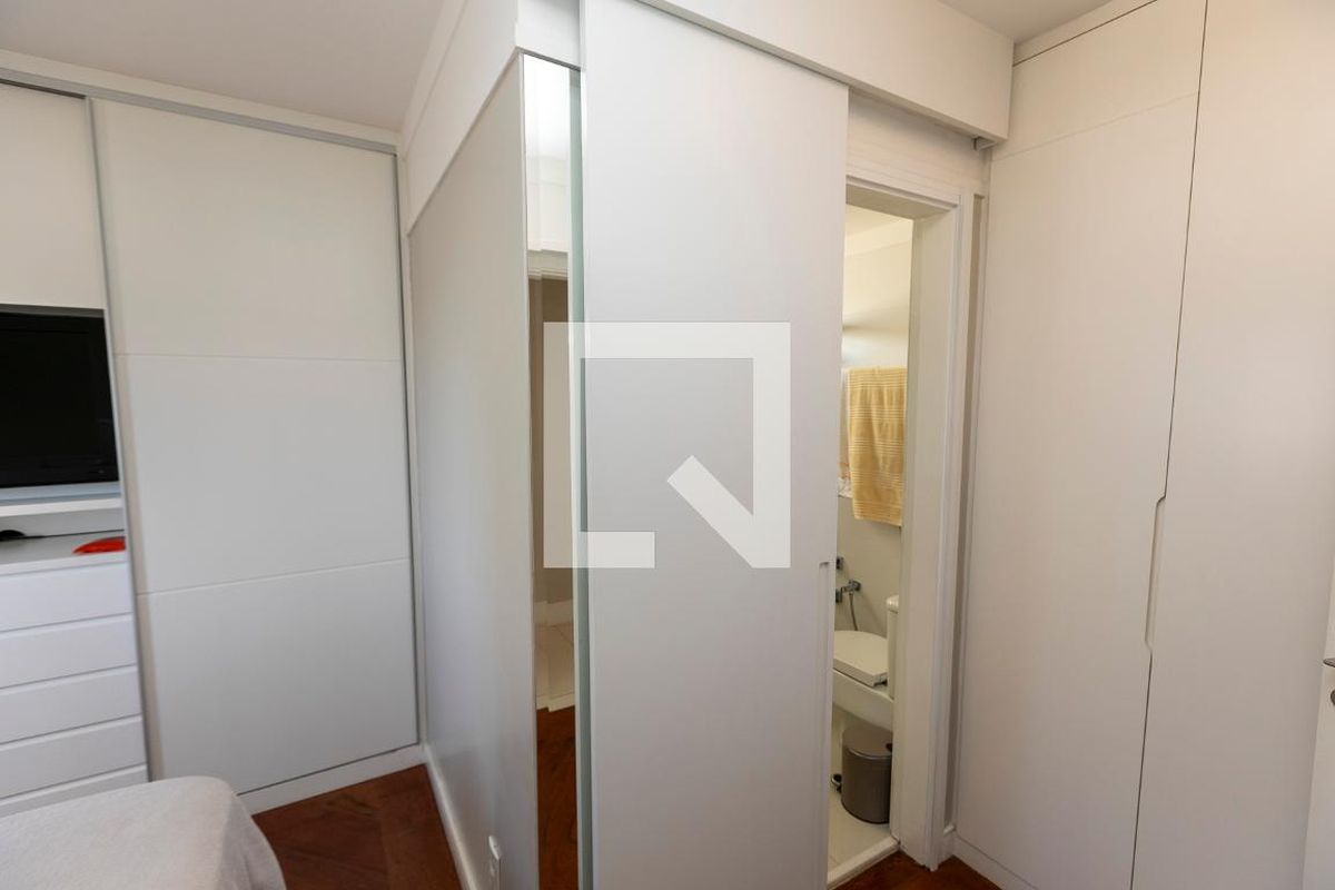 Apartamento à Venda - Mansões Santo Antônio, 3 Quartos,  105 m2 em , Campinas - sp | SoloBR