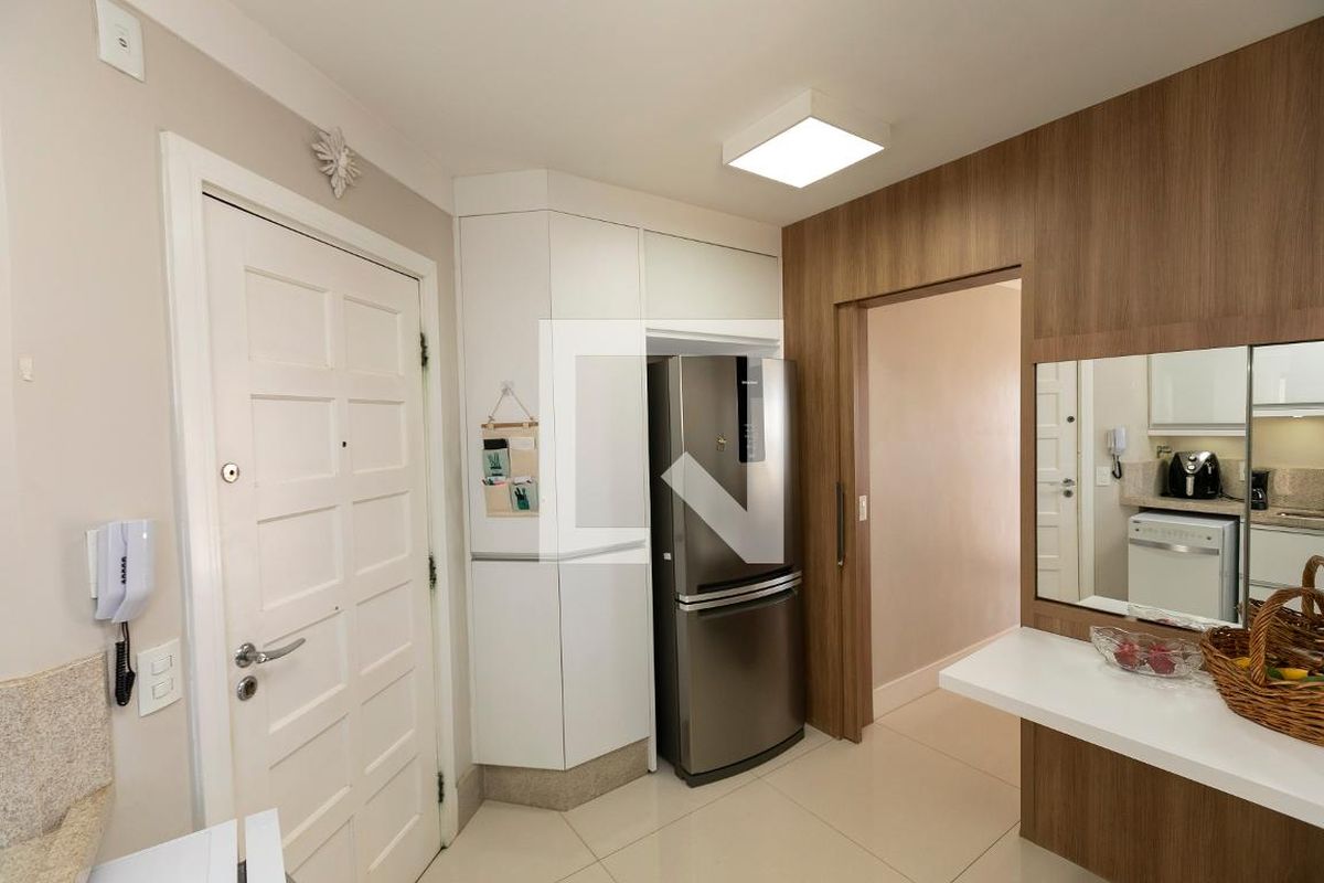 Apartamento à Venda - Mansões Santo Antônio, 3 Quartos,  105 m2 em , Campinas - sp | SoloBR