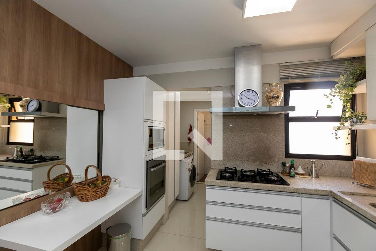 Apartamento à Venda - Mansões Santo Antônio, 3 Quartos,  105 m2 em , Campinas - sp | SoloBR