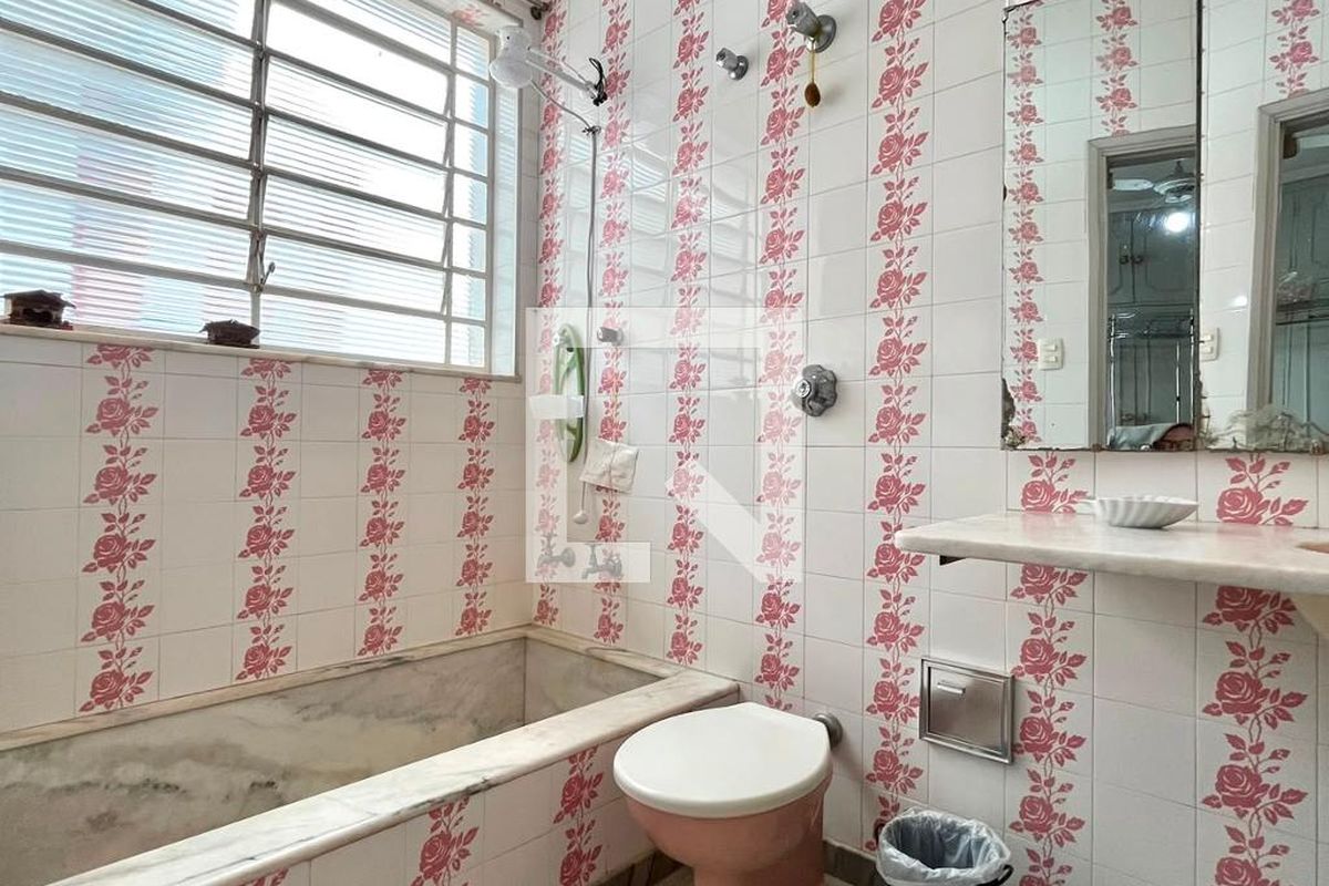 Casa à Venda - Guanabara, 4 Quartos,  301 m2 em , Campinas - sp | SoloBR