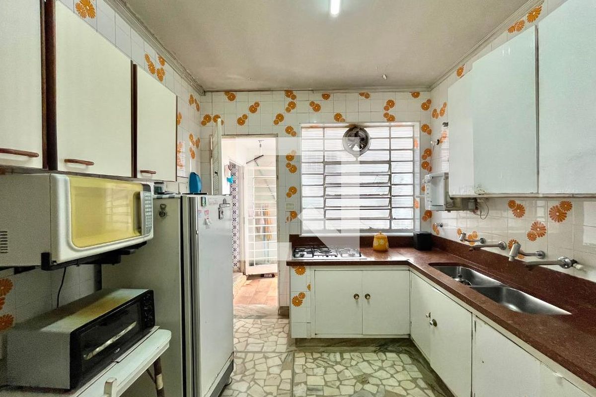 Casa à Venda - Guanabara, 4 Quartos,  301 m2 em , Campinas - sp | SoloBR