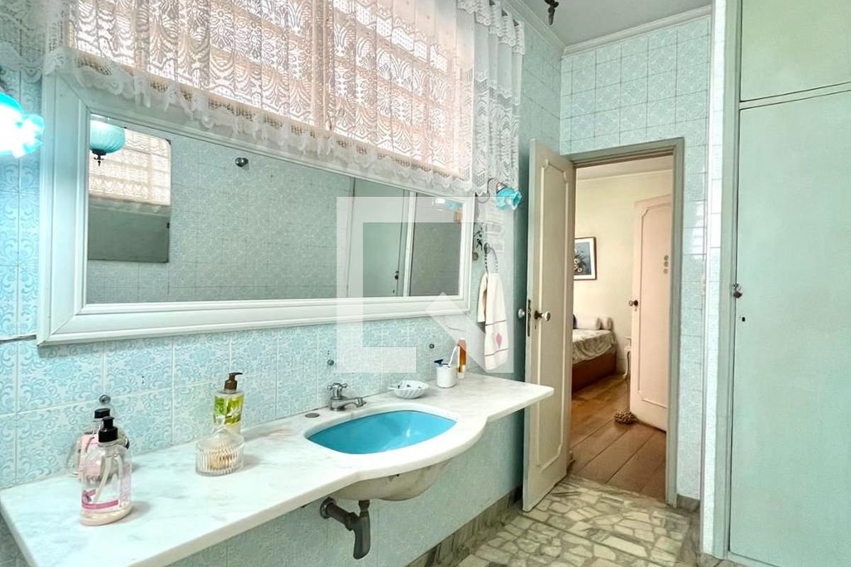 Casa à Venda - Guanabara, 4 Quartos,  301 m2 em , Campinas - sp | SoloBR