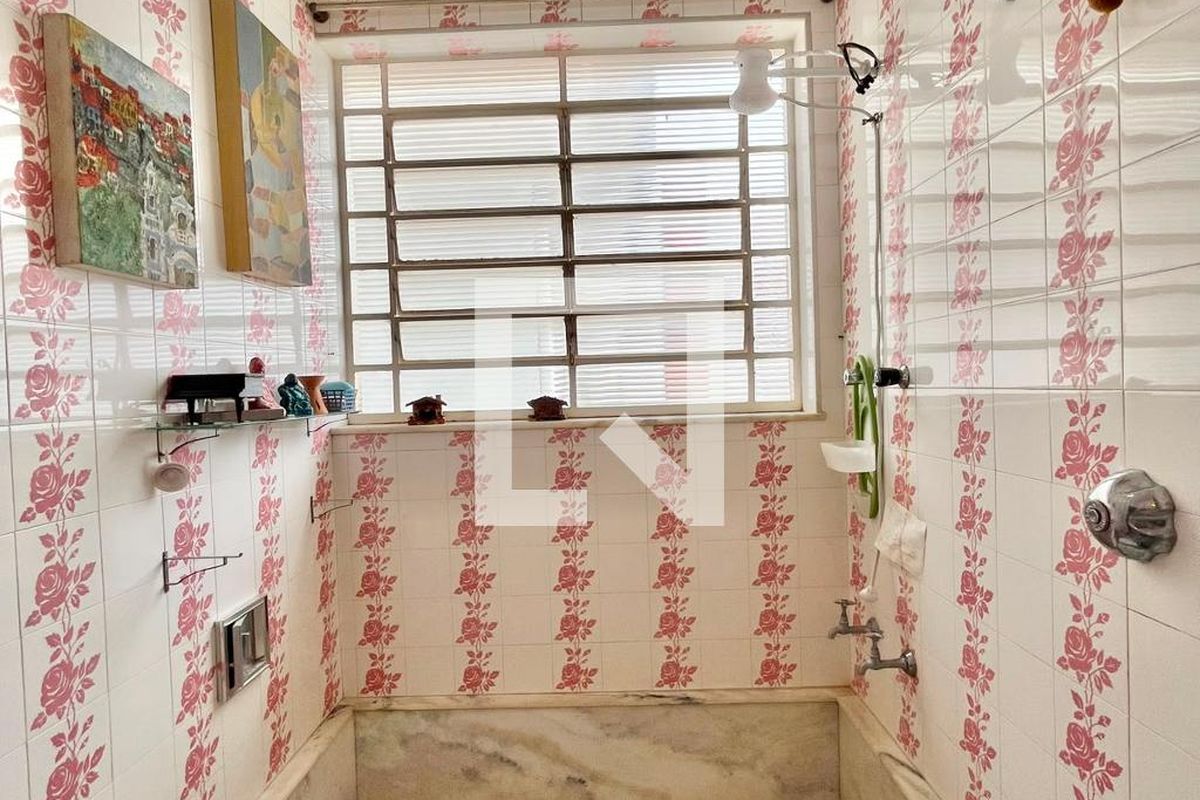 Casa à Venda - Guanabara, 4 Quartos,  301 m2 em , Campinas - sp | SoloBR