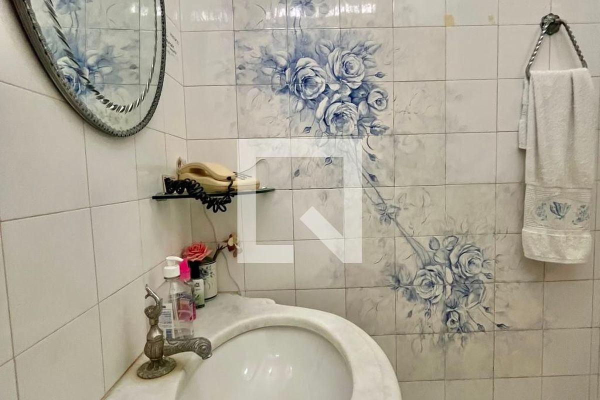 Casa à Venda - Guanabara, 4 Quartos,  301 m2 em , Campinas - sp | SoloBR