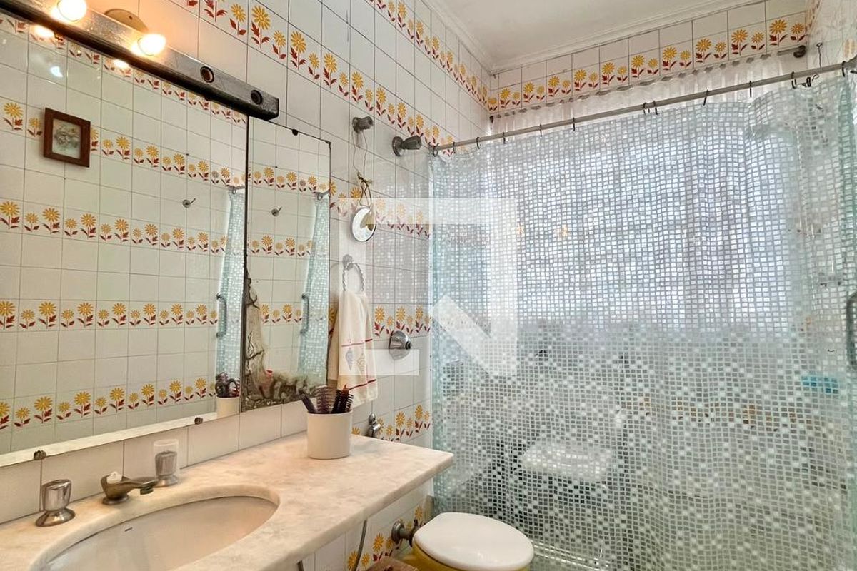 Casa à Venda - Guanabara, 4 Quartos,  301 m2 em , Campinas - sp | SoloBR