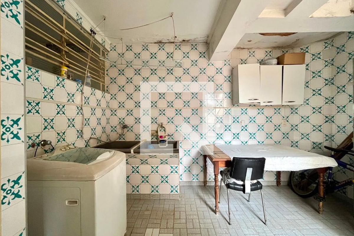 Casa à Venda - Guanabara, 4 Quartos,  301 m2 em , Campinas - sp | SoloBR