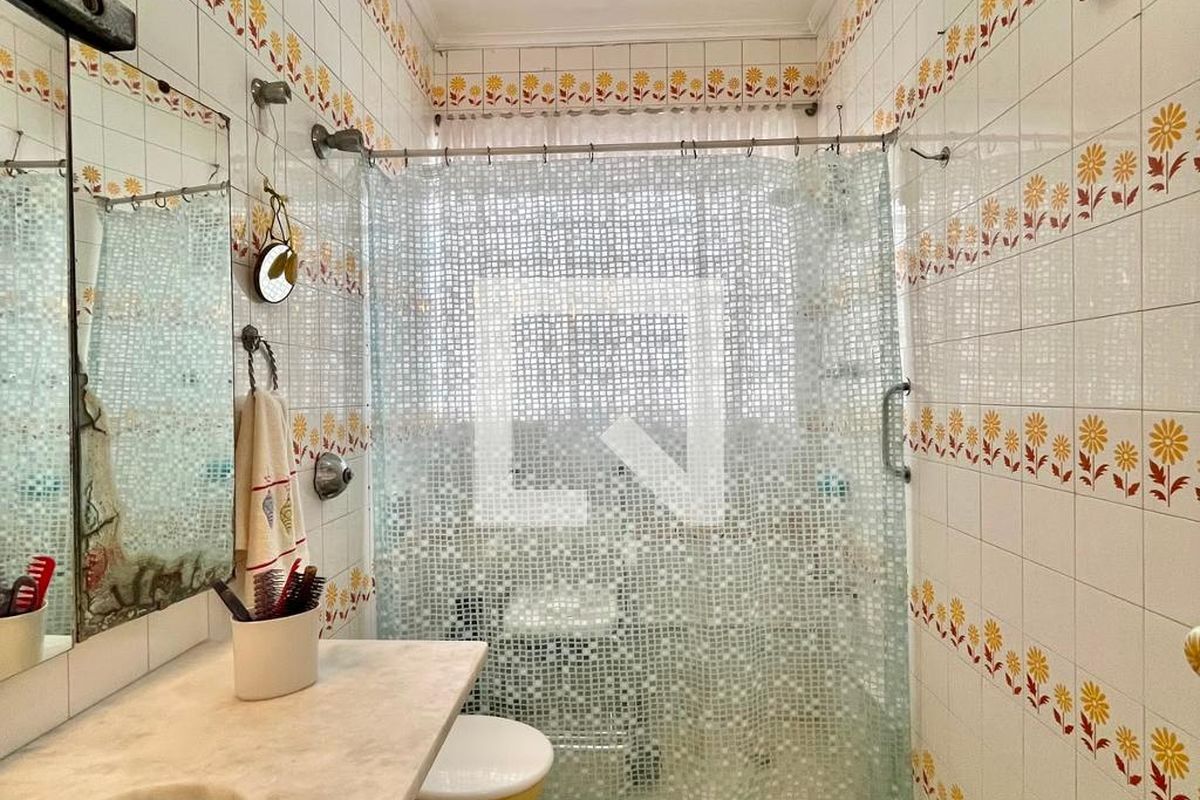 Casa à Venda - Guanabara, 4 Quartos,  301 m2 em , Campinas - sp | SoloBR