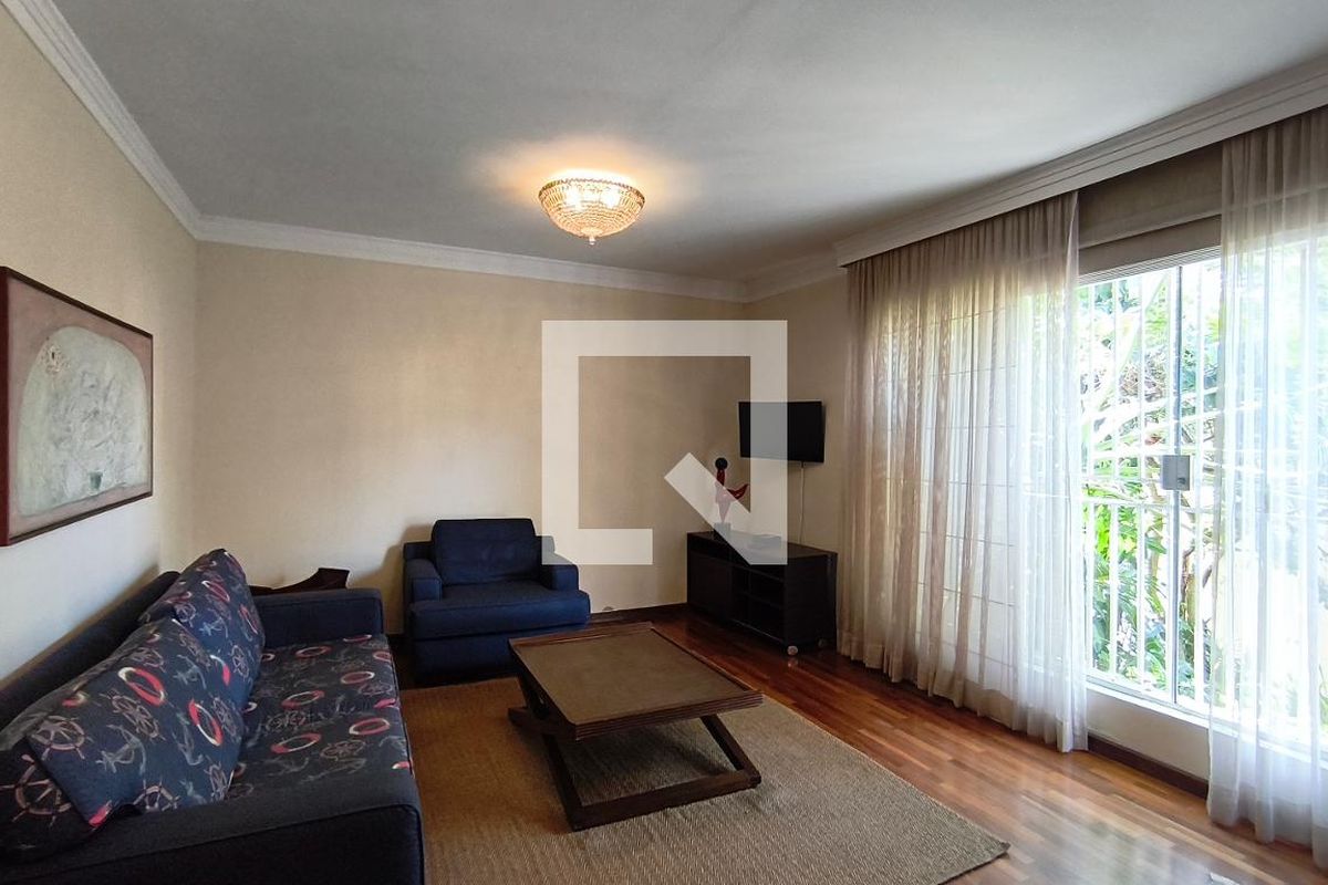 Casa, 2 quartos, 206 m² - Foto 1