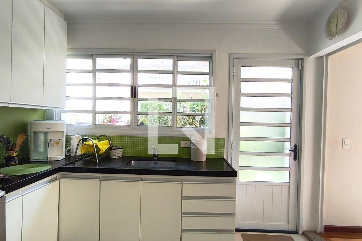 Casa, 2 quartos, 206 m² - Foto 52
