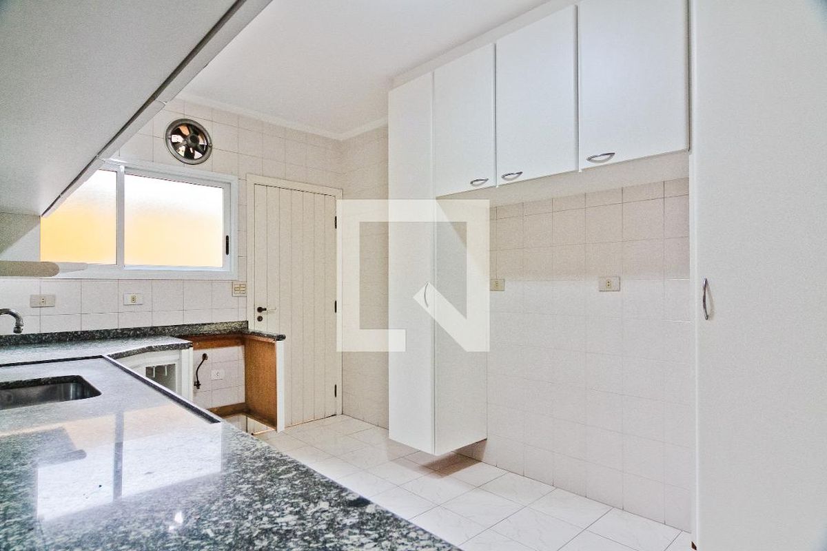 Casa, 3 quartos, 220 m² - Foto 35