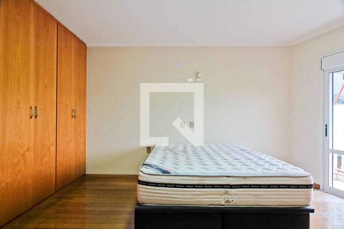 Casa, 3 quartos, 220 m² - Foto 17