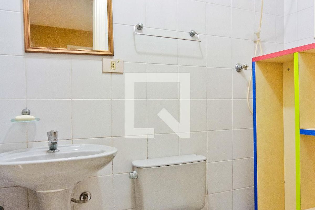 Casa, 3 quartos, 220 m² - Foto 47
