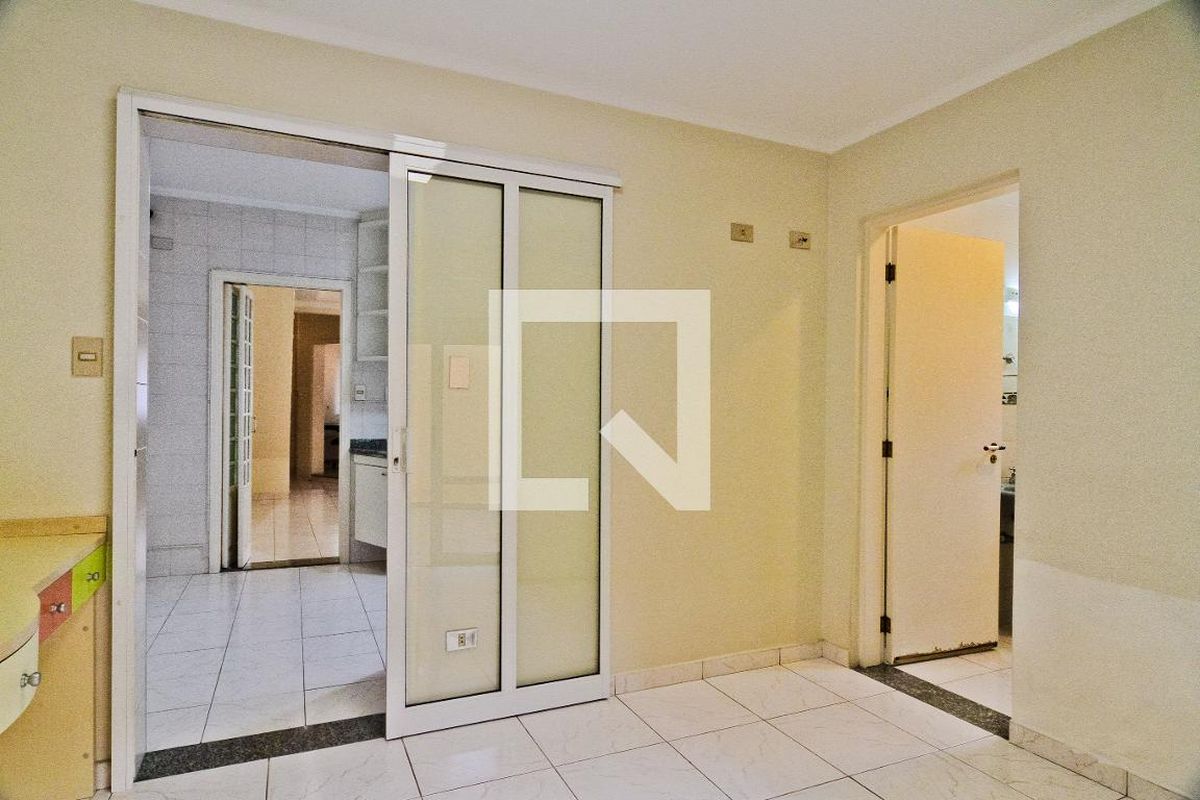 Casa, 3 quartos, 220 m² - Foto 28