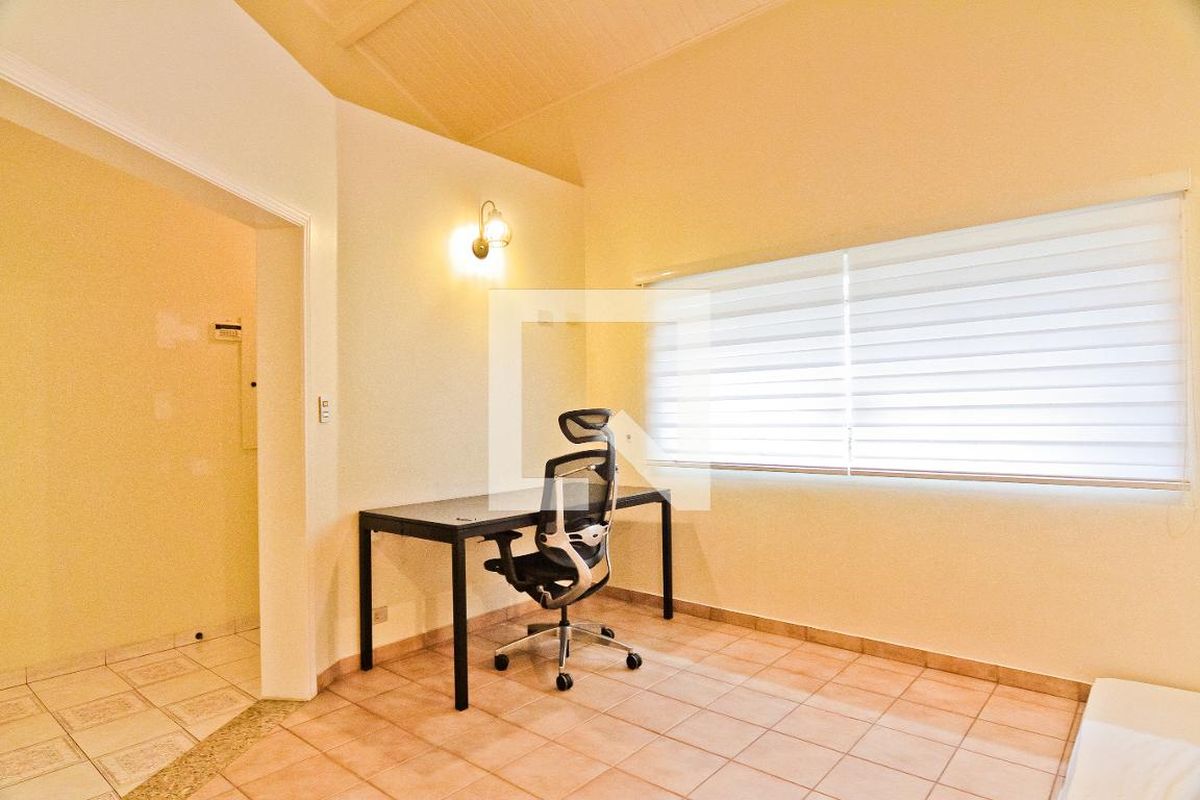 Casa, 3 quartos, 220 m² - Foto 7