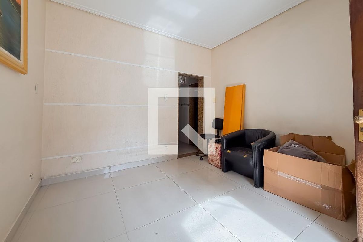 Casa, 3 quartos, 183 m² - Foto 2