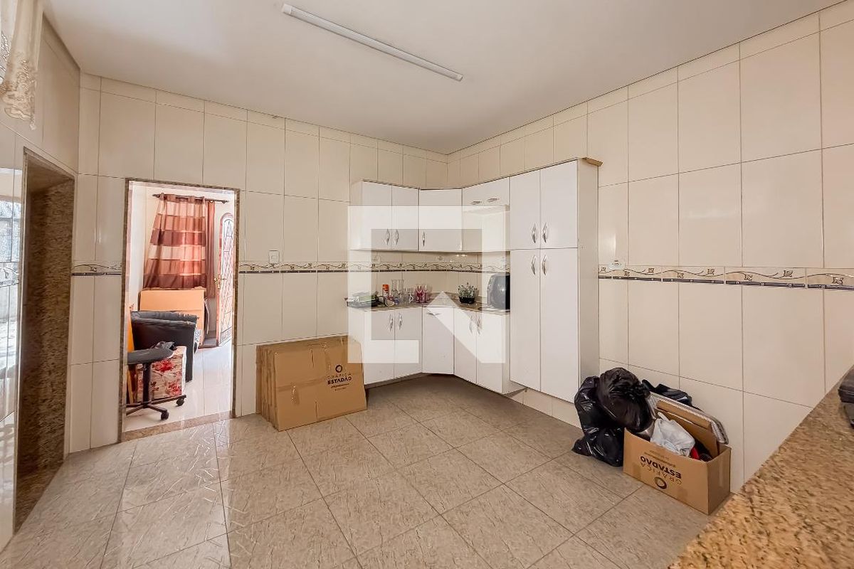 Casa, 3 quartos, 183 m² - Foto 11