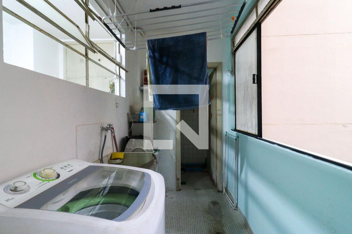 Apartamento à Venda - Bosque, 2 Quartos,  142 m2 em , Campinas - sp | SoloBR