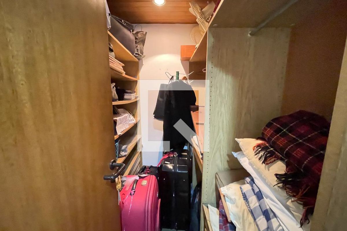 Casa, 4 quartos, 227 m² - Foto 42