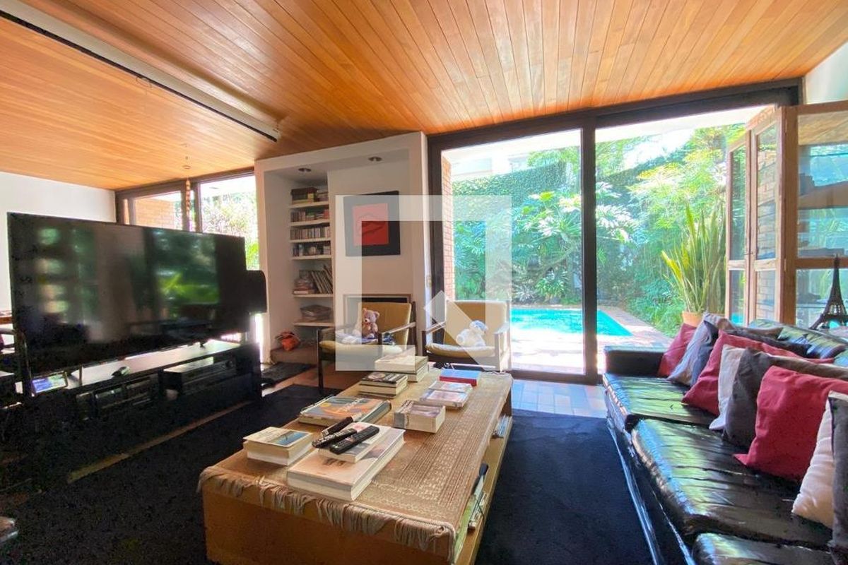 Casa, 4 quartos, 227 m² - Foto 2