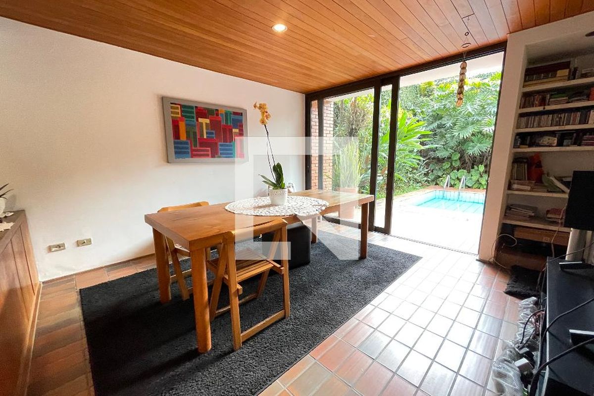 Casa, 4 quartos, 227 m² - Foto 14