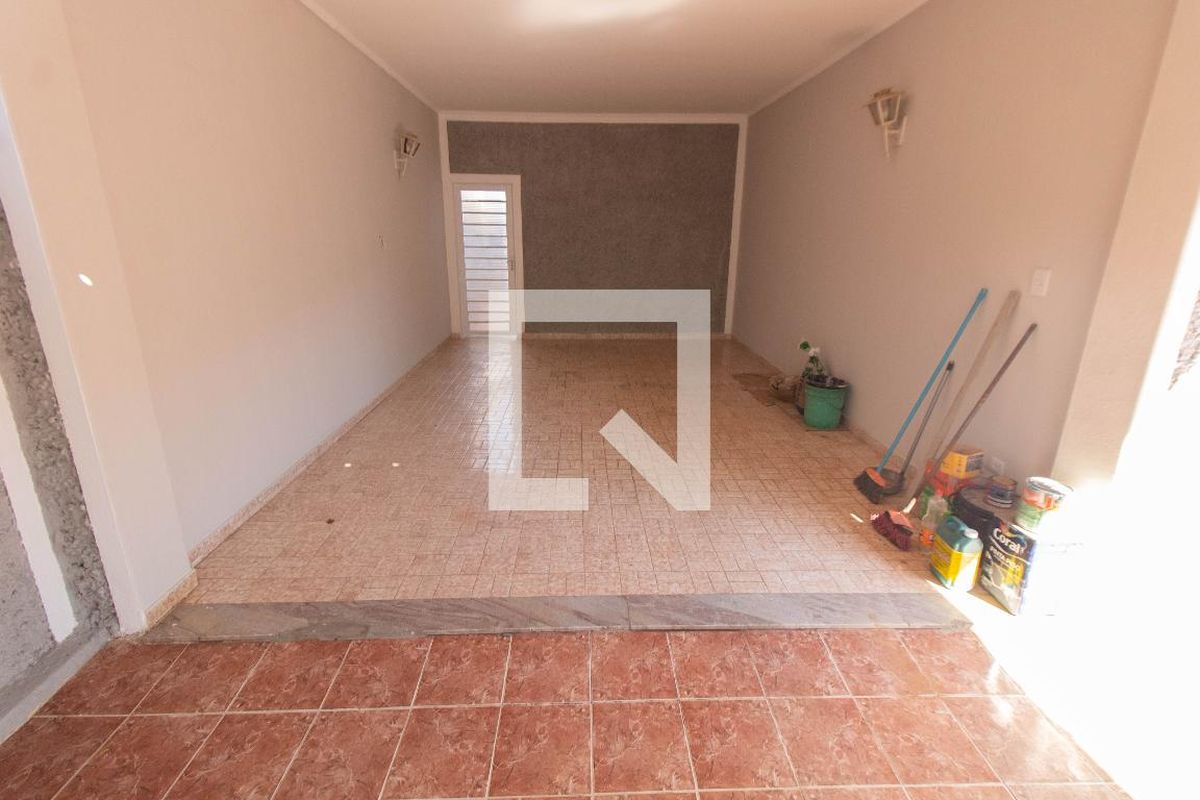Casa à Venda - Jardim Chapadão, 4 Quartos,  211 m2 em , Campinas - sp | SoloBR