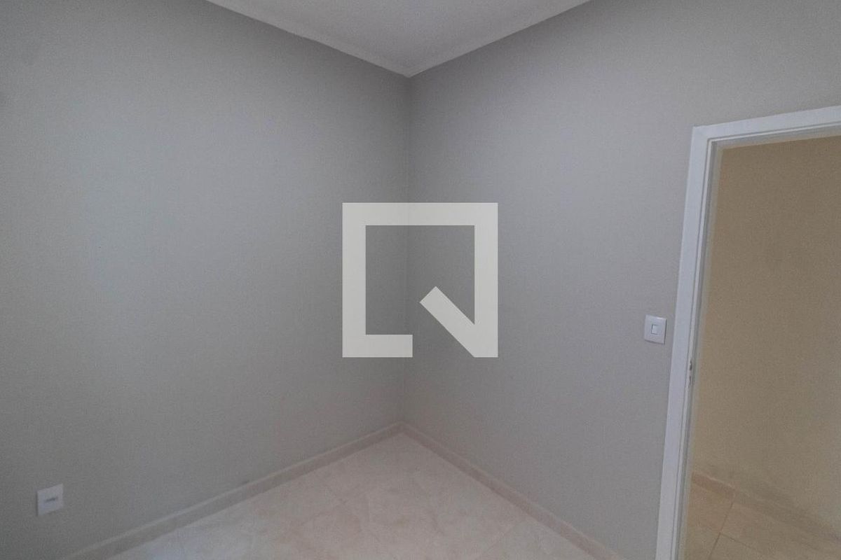 Casa à Venda - Jardim Chapadão, 4 Quartos,  211 m2 em , Campinas - sp | SoloBR