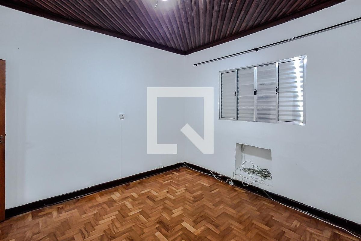 Casa, 2 quartos, 200 m² - Foto 9