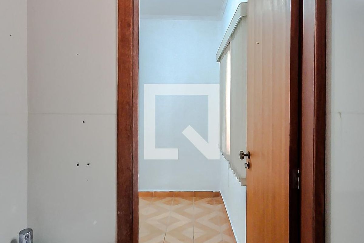 Casa, 2 quartos, 200 m² - Foto 18