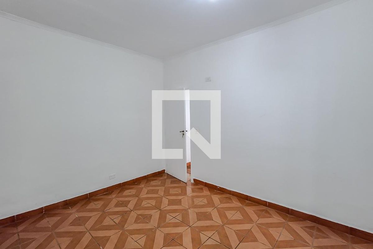Casa, 2 quartos, 200 m² - Foto 11