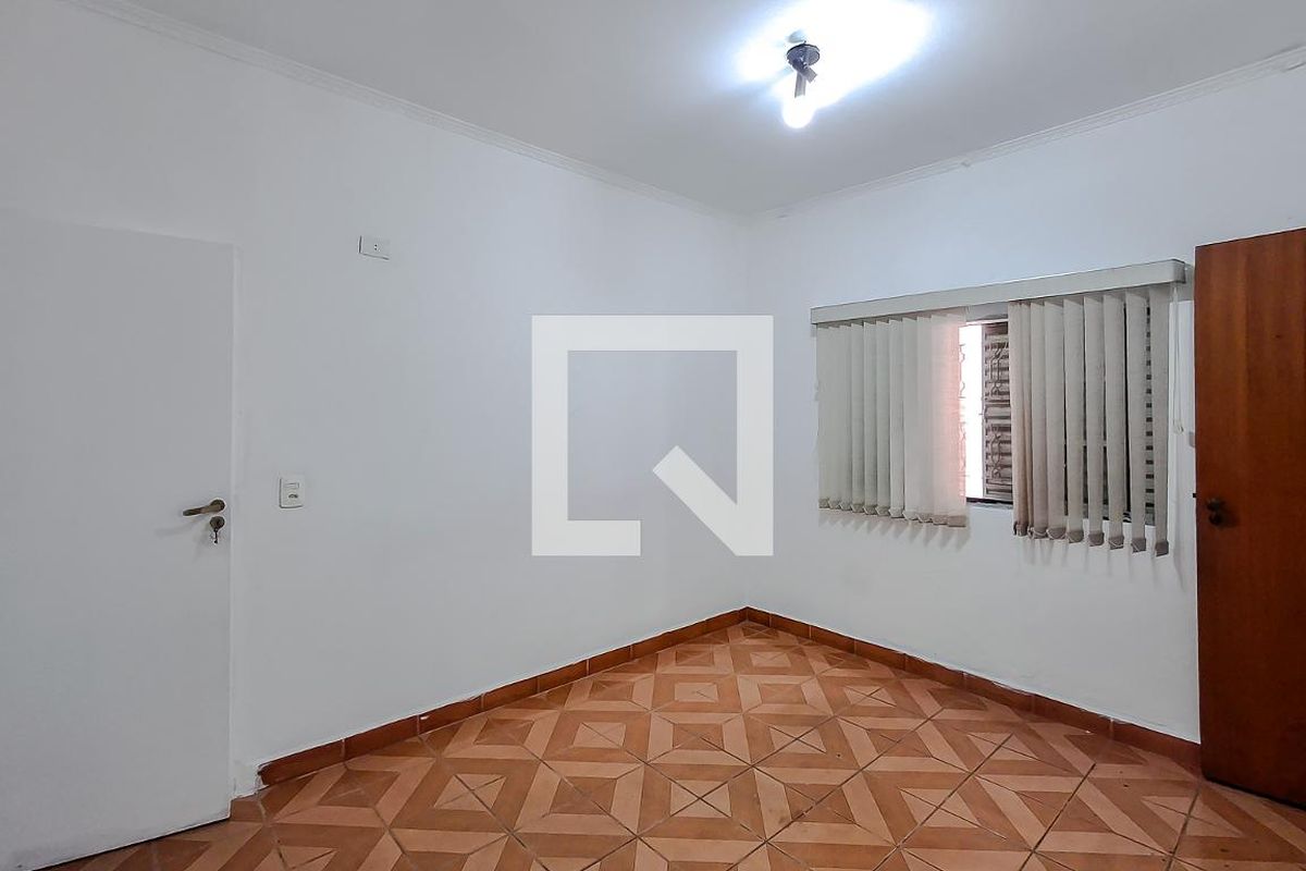 Casa, 2 quartos, 200 m² - Foto 13