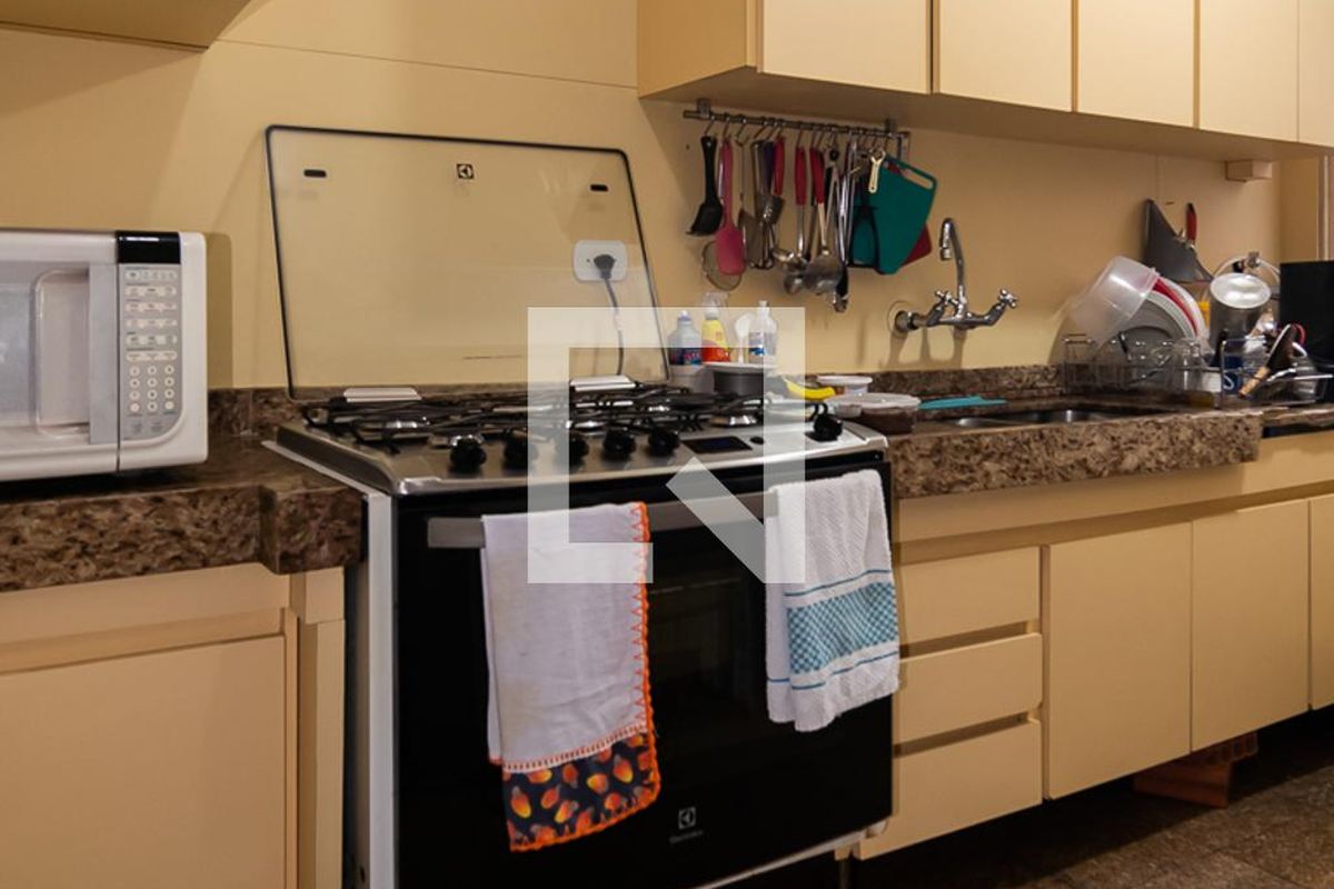 Apartamento, 4 quartos, 266 m² - Foto 31