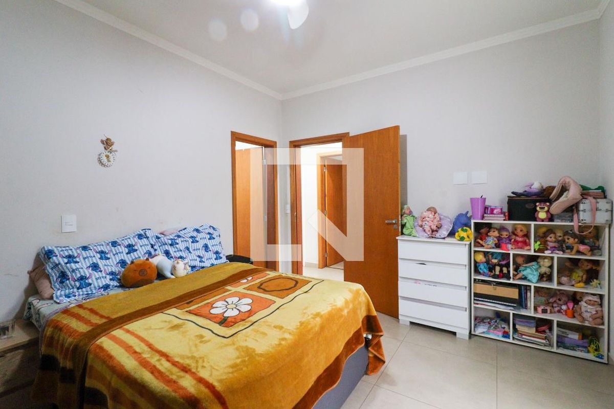 Casa à Venda - Barão Geraldo - Centro, 4 Quartos,  256 m2 em , Campinas - sp | SoloBR