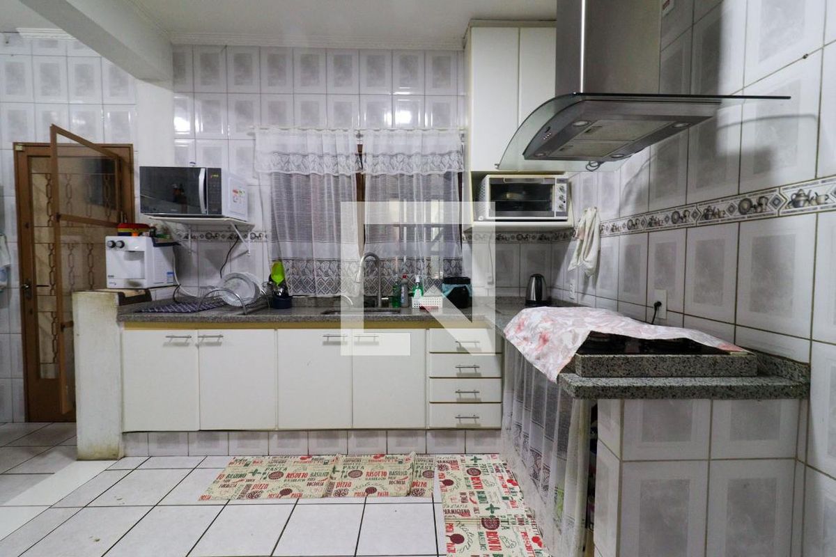 Casa à Venda - Barão Geraldo - Centro, 4 Quartos,  256 m2 em , Campinas - sp | SoloBR