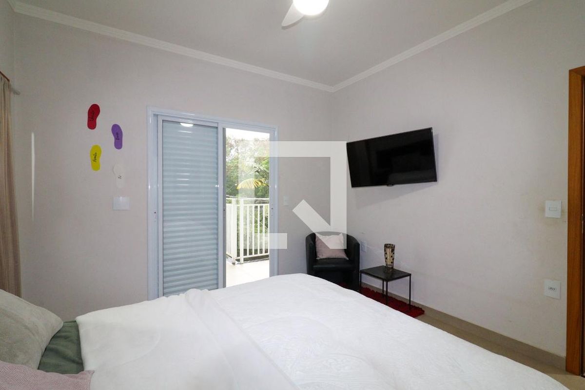 Casa à Venda - Barão Geraldo - Centro, 4 Quartos,  256 m2 em , Campinas - sp | SoloBR