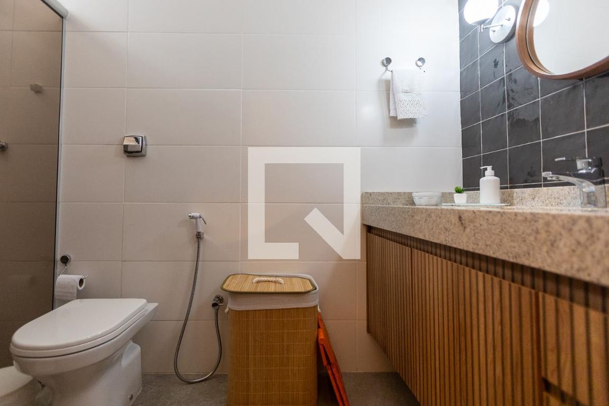 Casa à Venda - Jardim Flamboyant, 3 Quartos,  176 m2 em , Campinas - sp | SoloBR