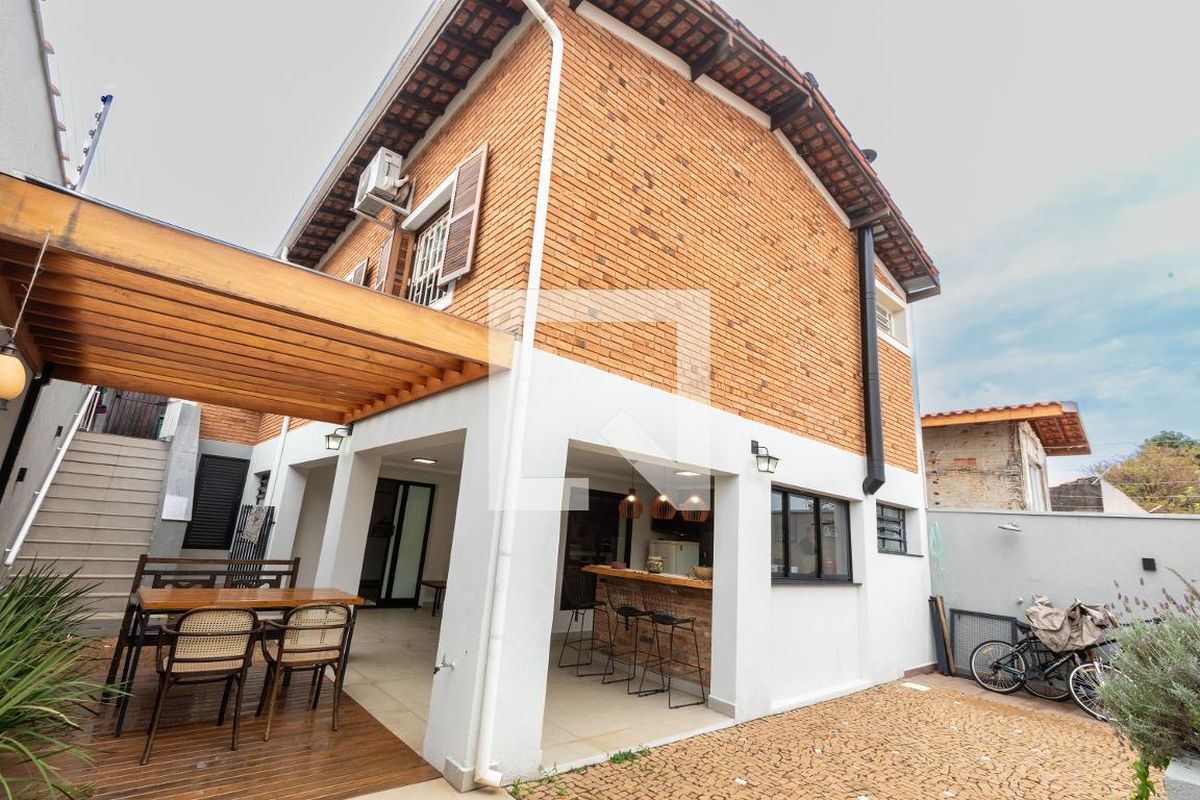 Casa à Venda - Jardim Flamboyant, 3 Quartos,  176 m2 em , Campinas - sp | SoloBR