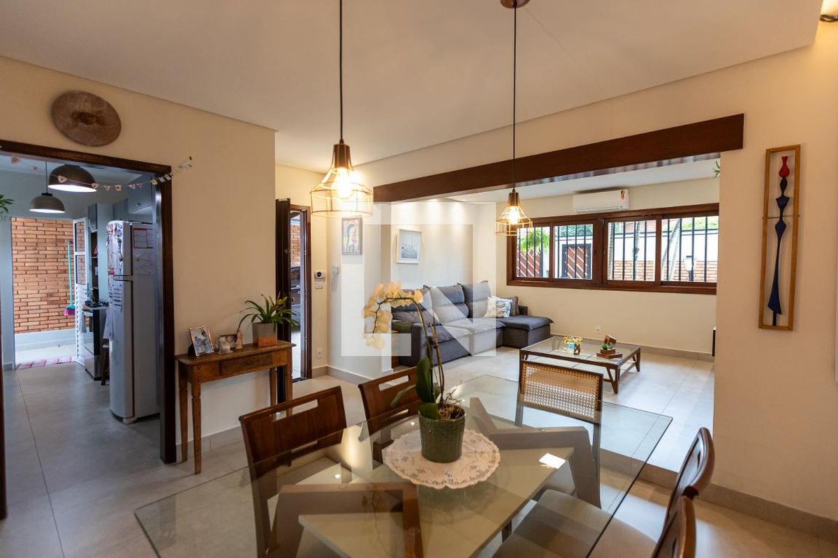 Casa à Venda - Jardim Flamboyant, 3 Quartos,  176 m2 em , Campinas - sp | SoloBR