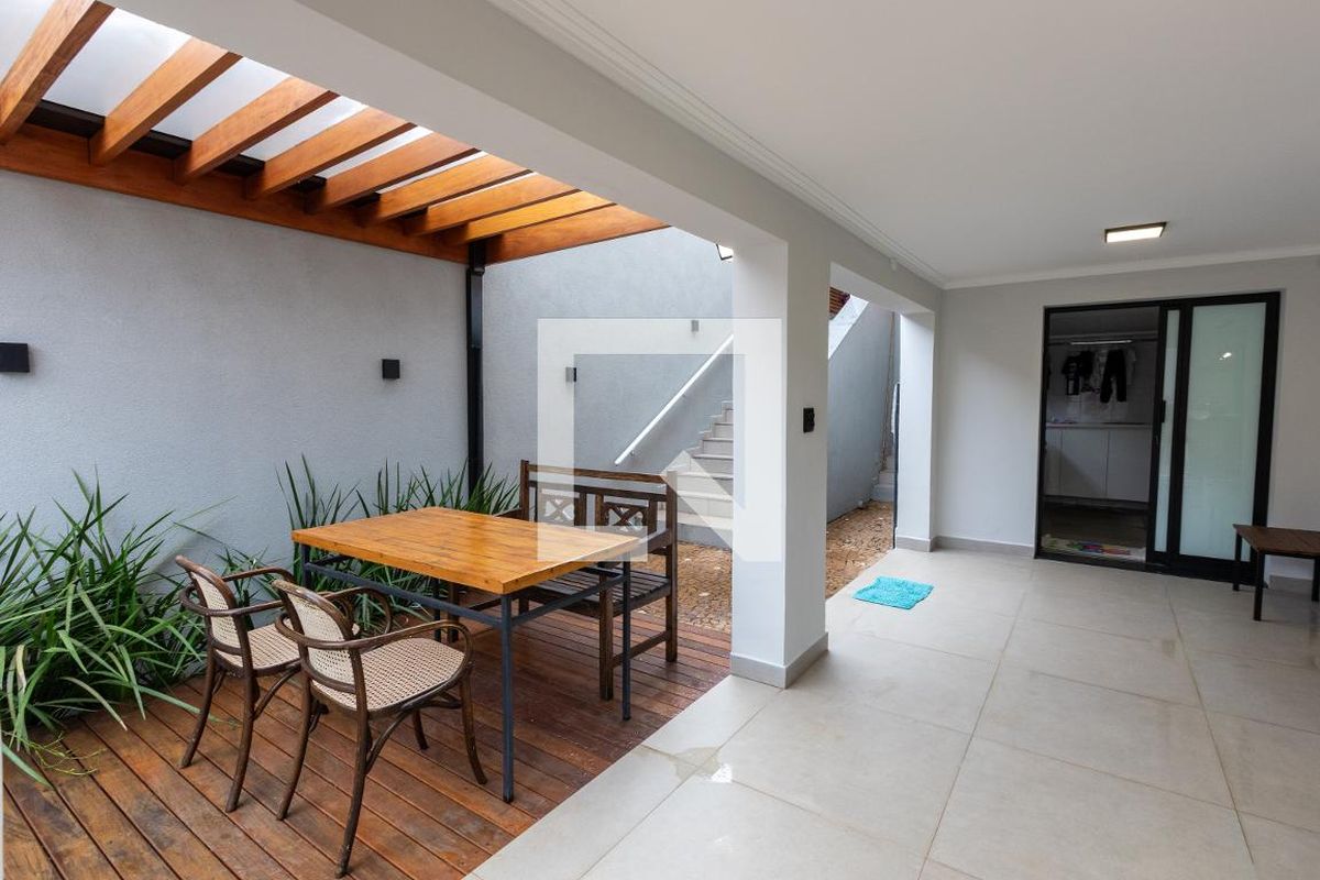 Casa à Venda - Jardim Flamboyant, 3 Quartos,  176 m2 em , Campinas - sp | SoloBR