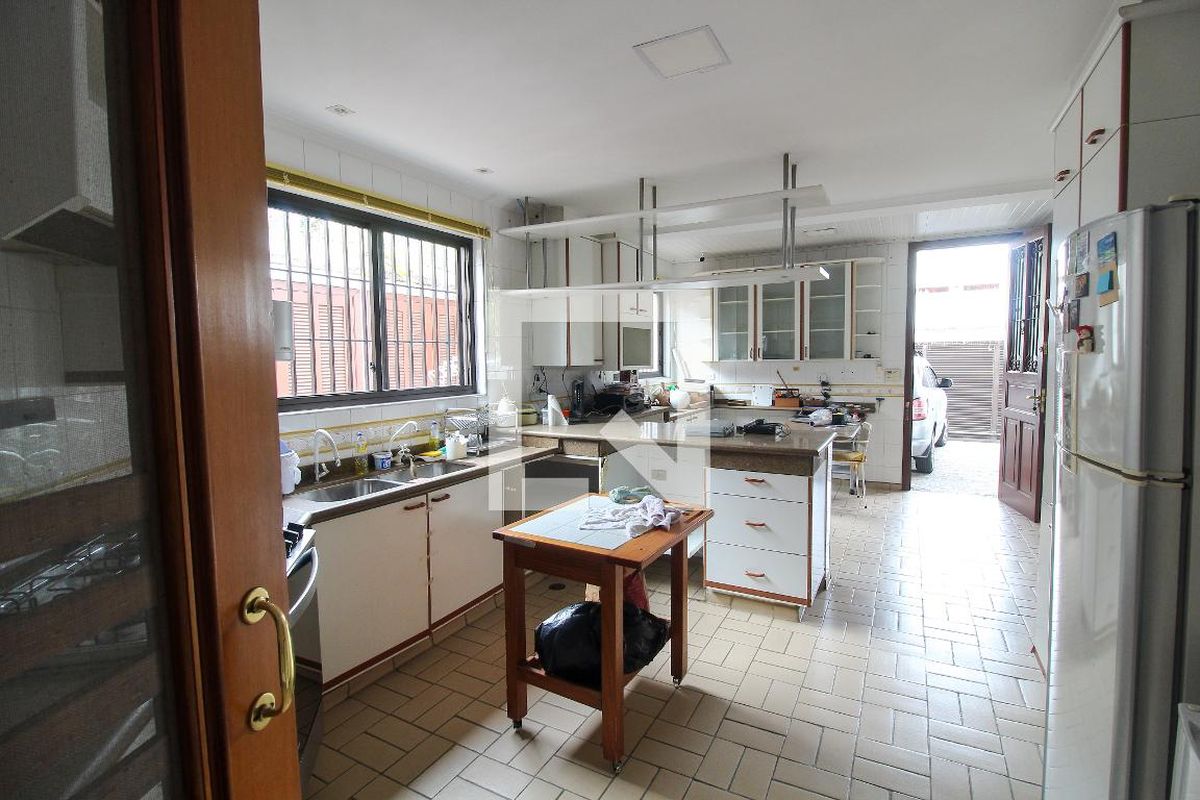 Casa, 4 quartos, 697 m² - Foto 38
