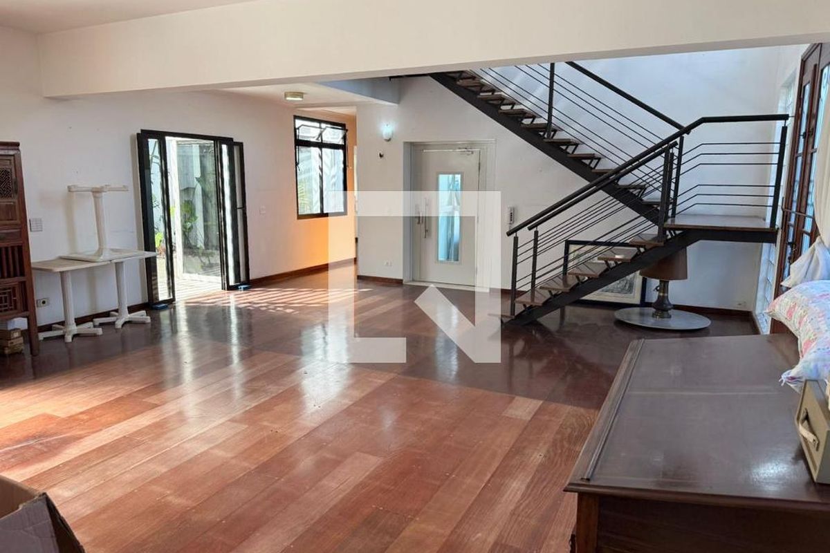 Casa, 4 quartos, 697 m² - Foto 1