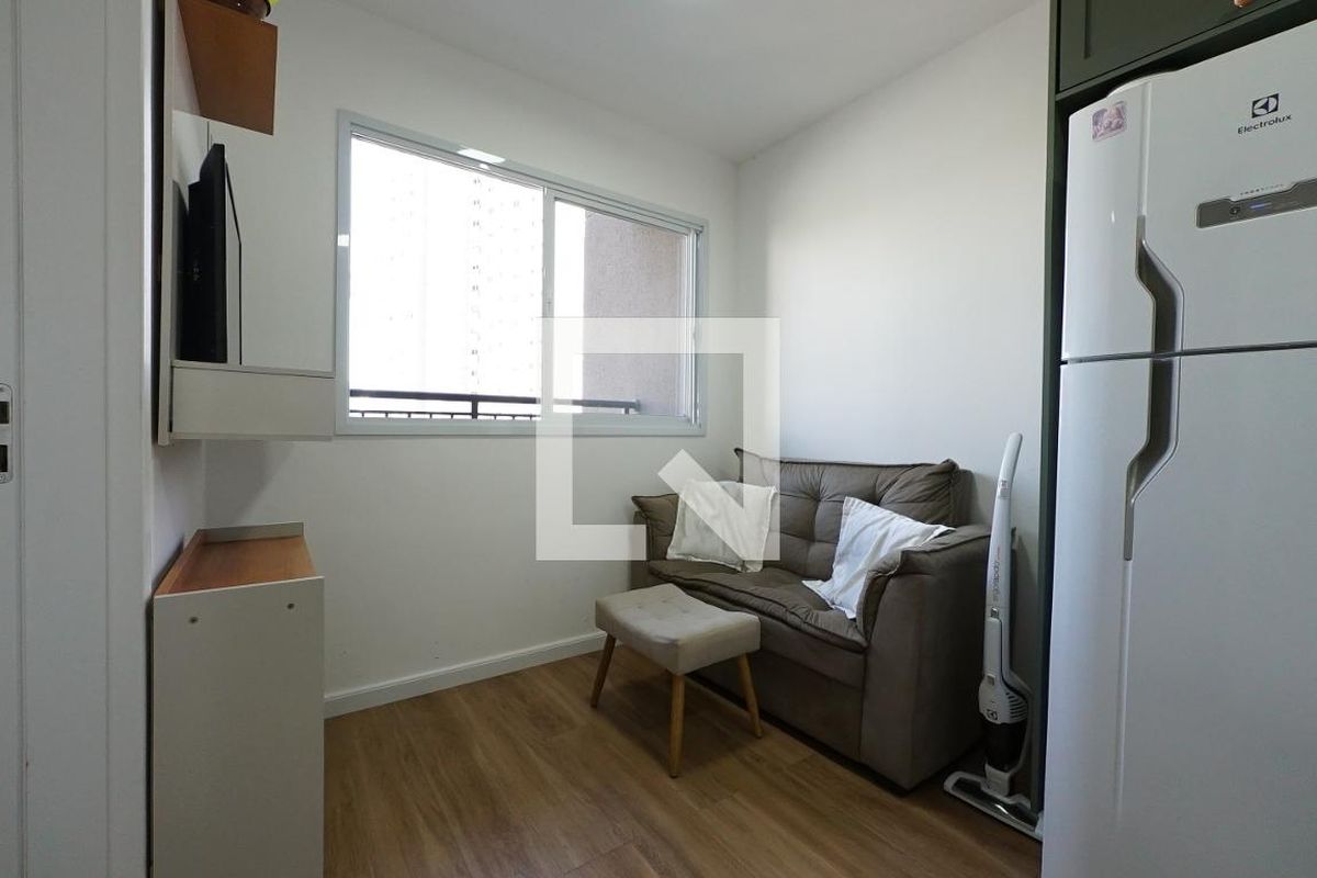 Apartamento, 1 quarto, 27 m² - Foto 2
