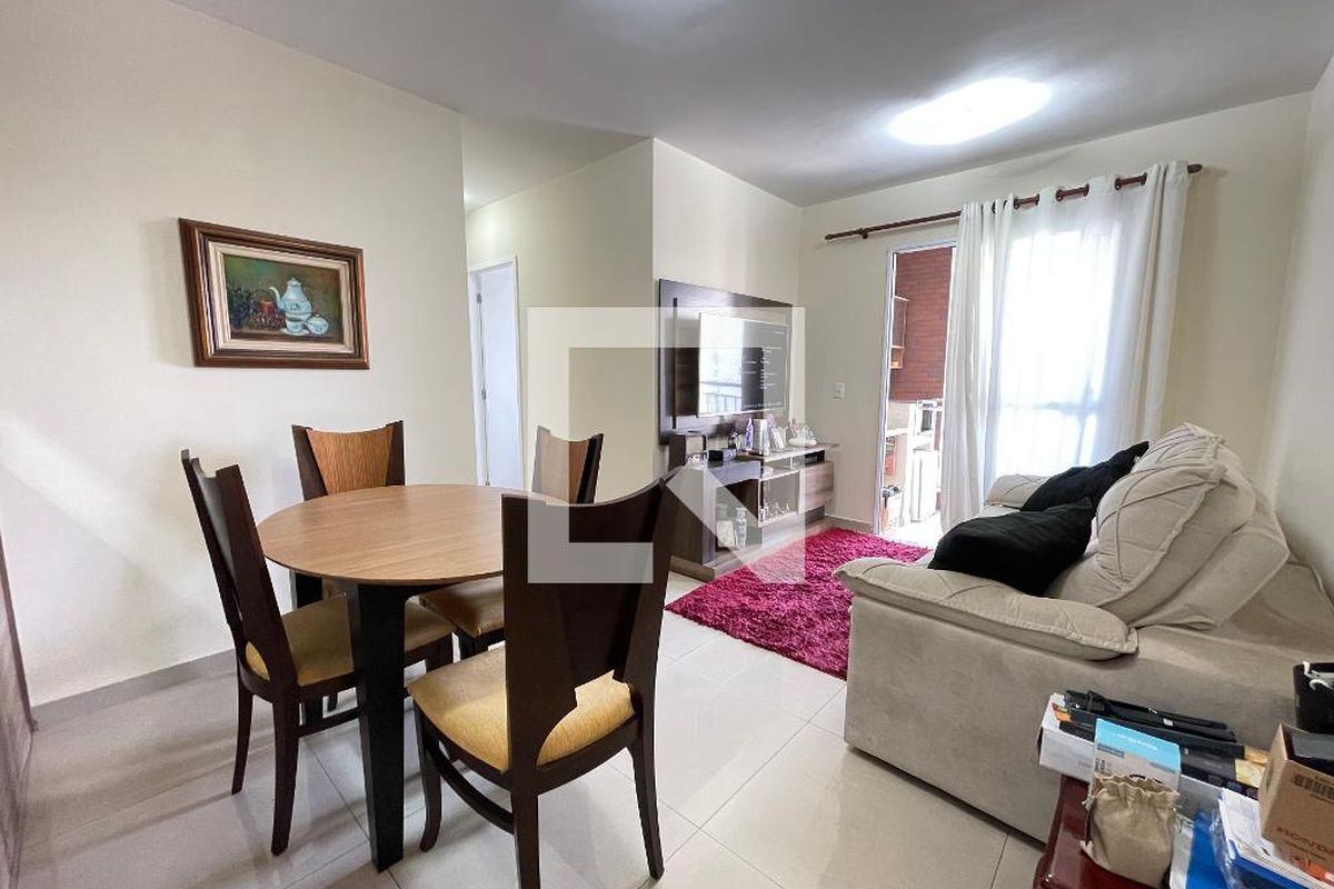 Apartamento, 3 quartos, 72 m² - Foto 1