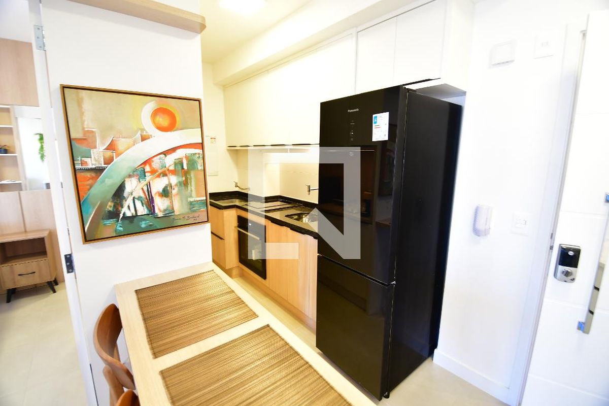 Apartamento à Venda - Bosque, 1 Quarto,  45 m2 em , Campinas - sp | SoloBR