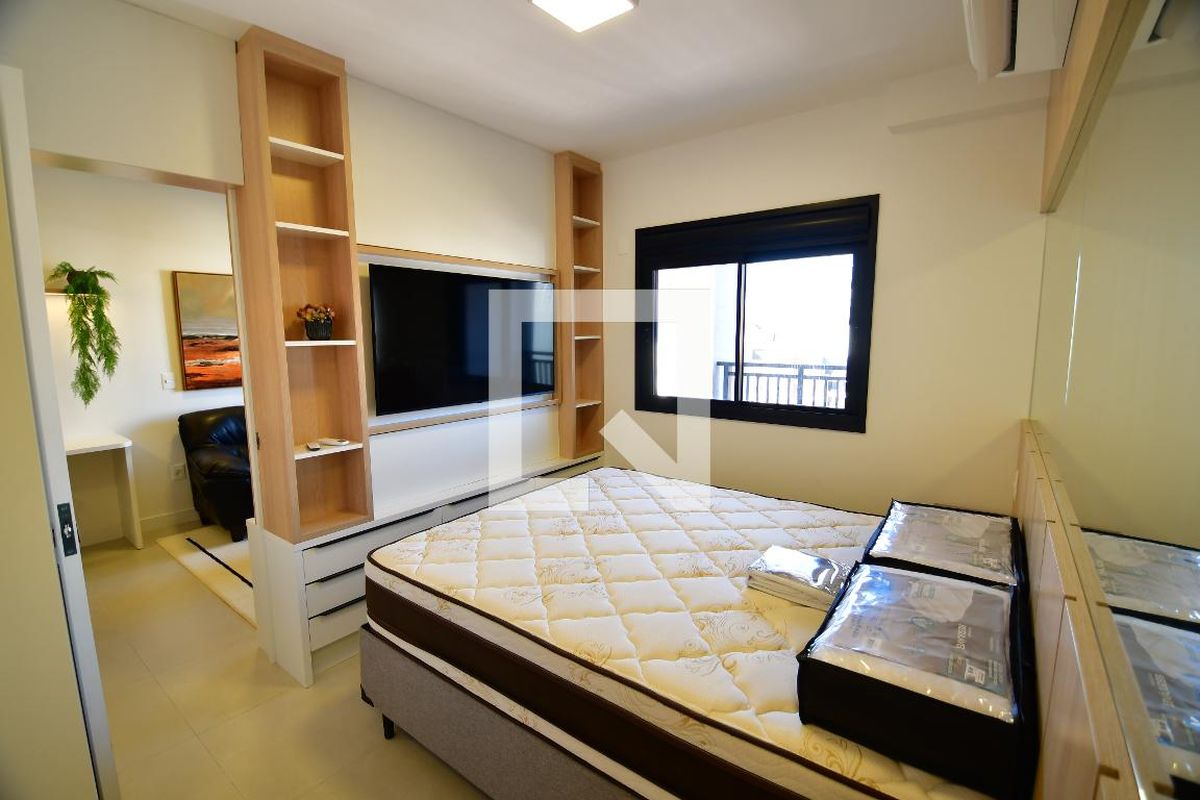 Apartamento à Venda - Bosque, 1 Quarto,  45 m2 em , Campinas - sp | SoloBR
