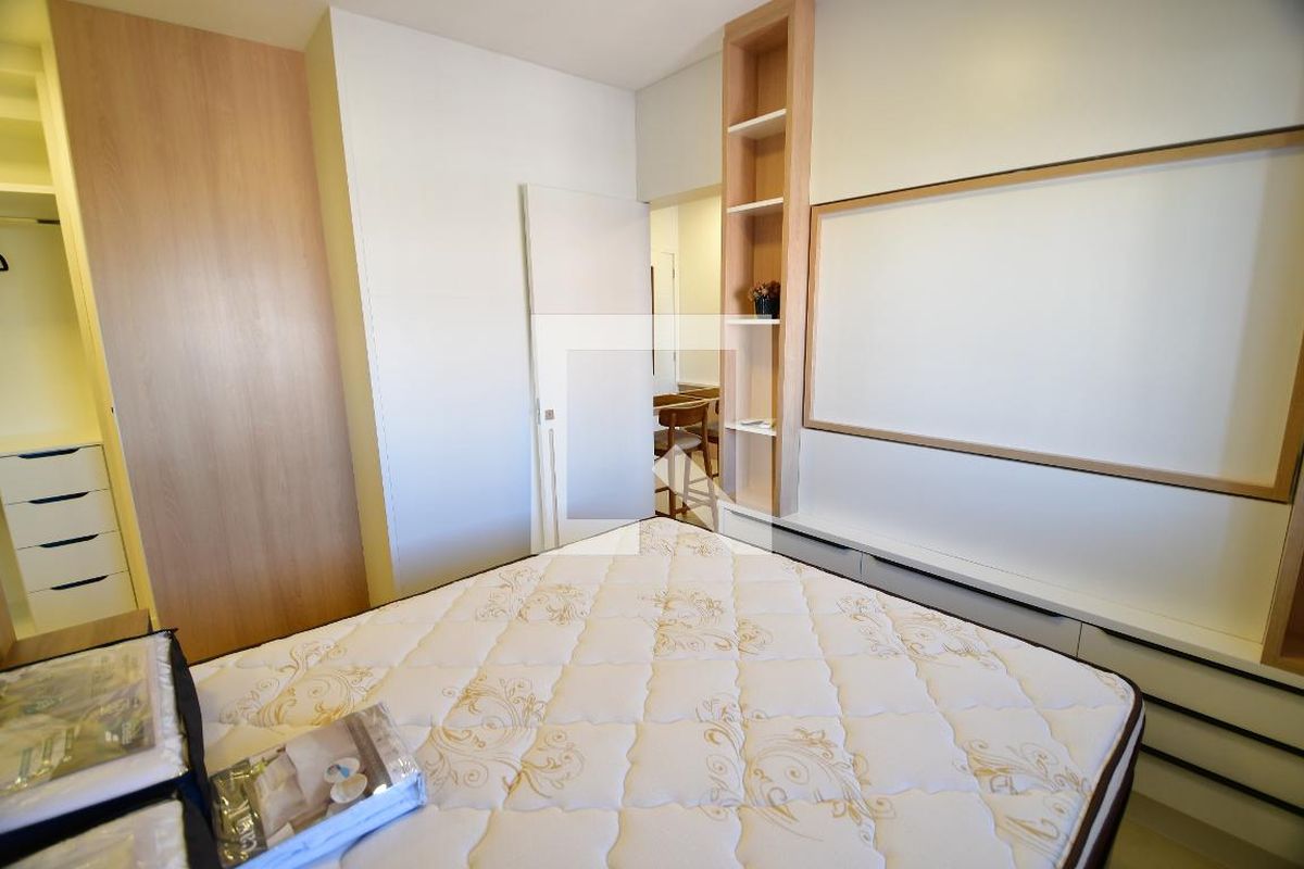Apartamento à Venda - Bosque, 1 Quarto,  45 m2 em , Campinas - sp | SoloBR