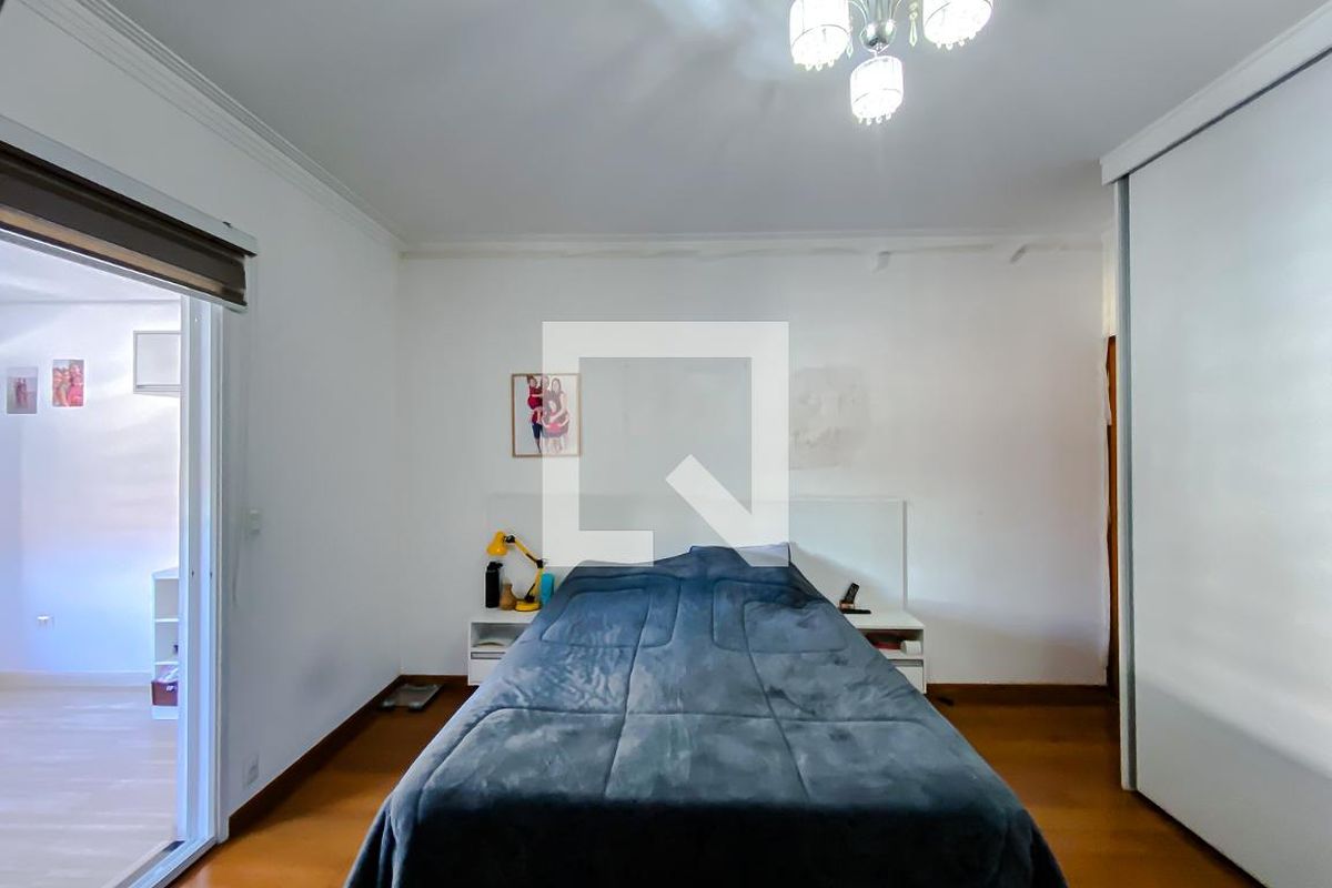 Casa, 3 quartos, 200 m² - Foto 10