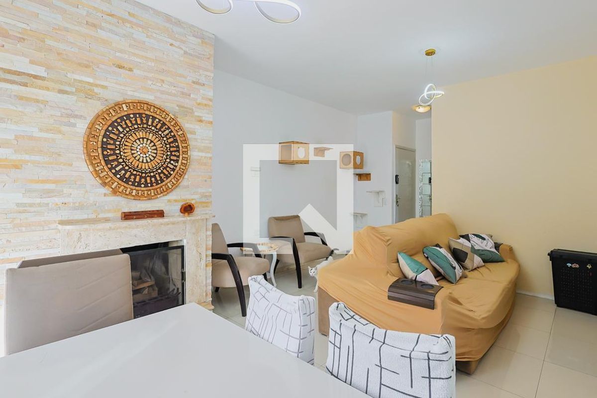 Apartamento, 2 quartos, 70 m² - Foto 1