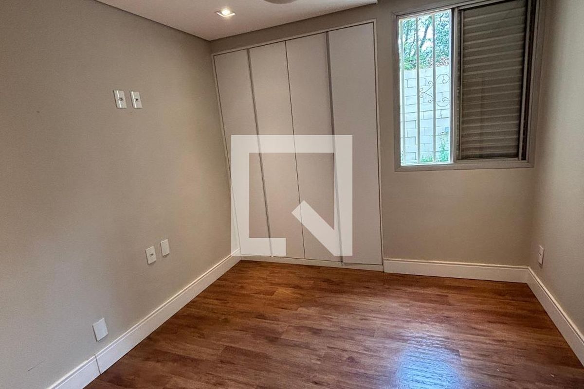 Apartamento à Venda - Jardim Flamboyant, 2 Quartos,  150 m2 em , Campinas - sp | SoloBR