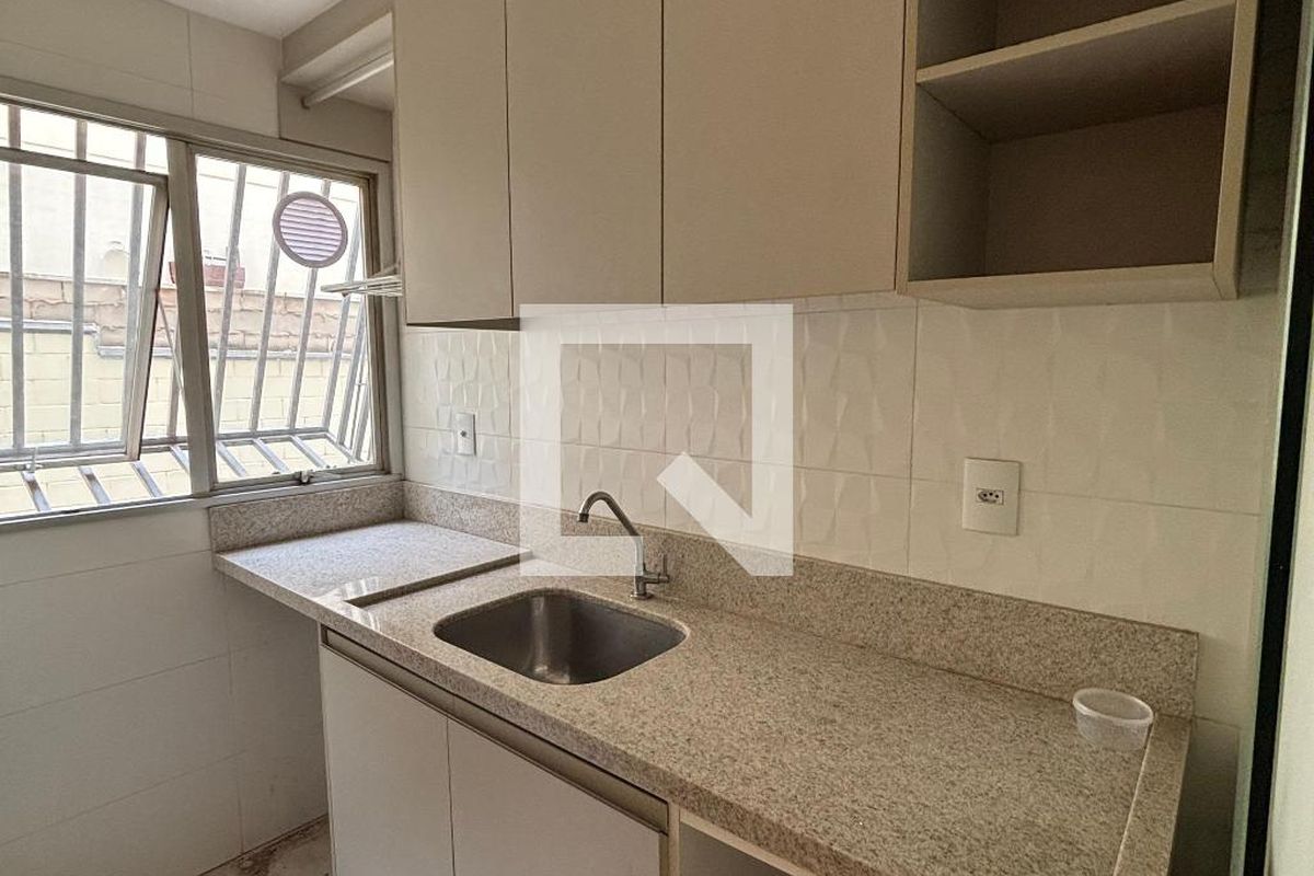 Apartamento à Venda - Jardim Flamboyant, 2 Quartos,  150 m2 em , Campinas - sp | SoloBR